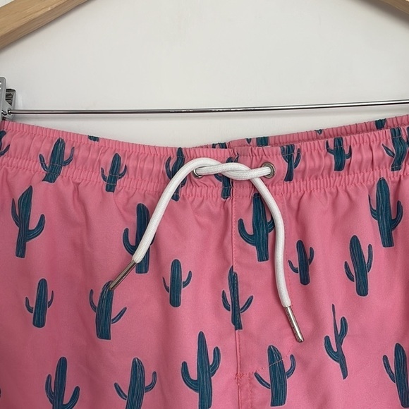 Bermie’s Men’s Cactus 4.5” Swim Trunks Melon/Green L - Picture 2 of 6